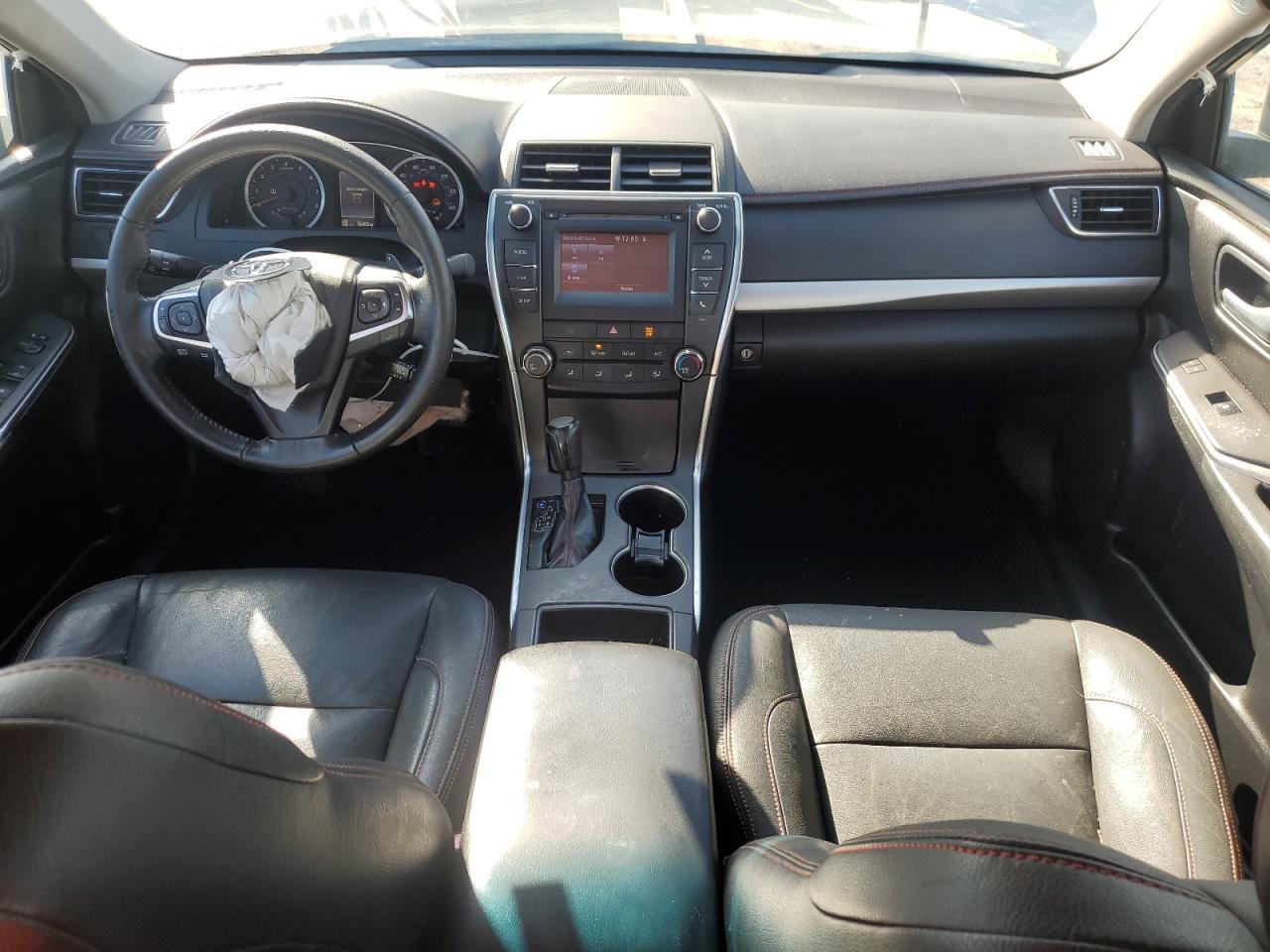 2017 TOYOTA CAMRY