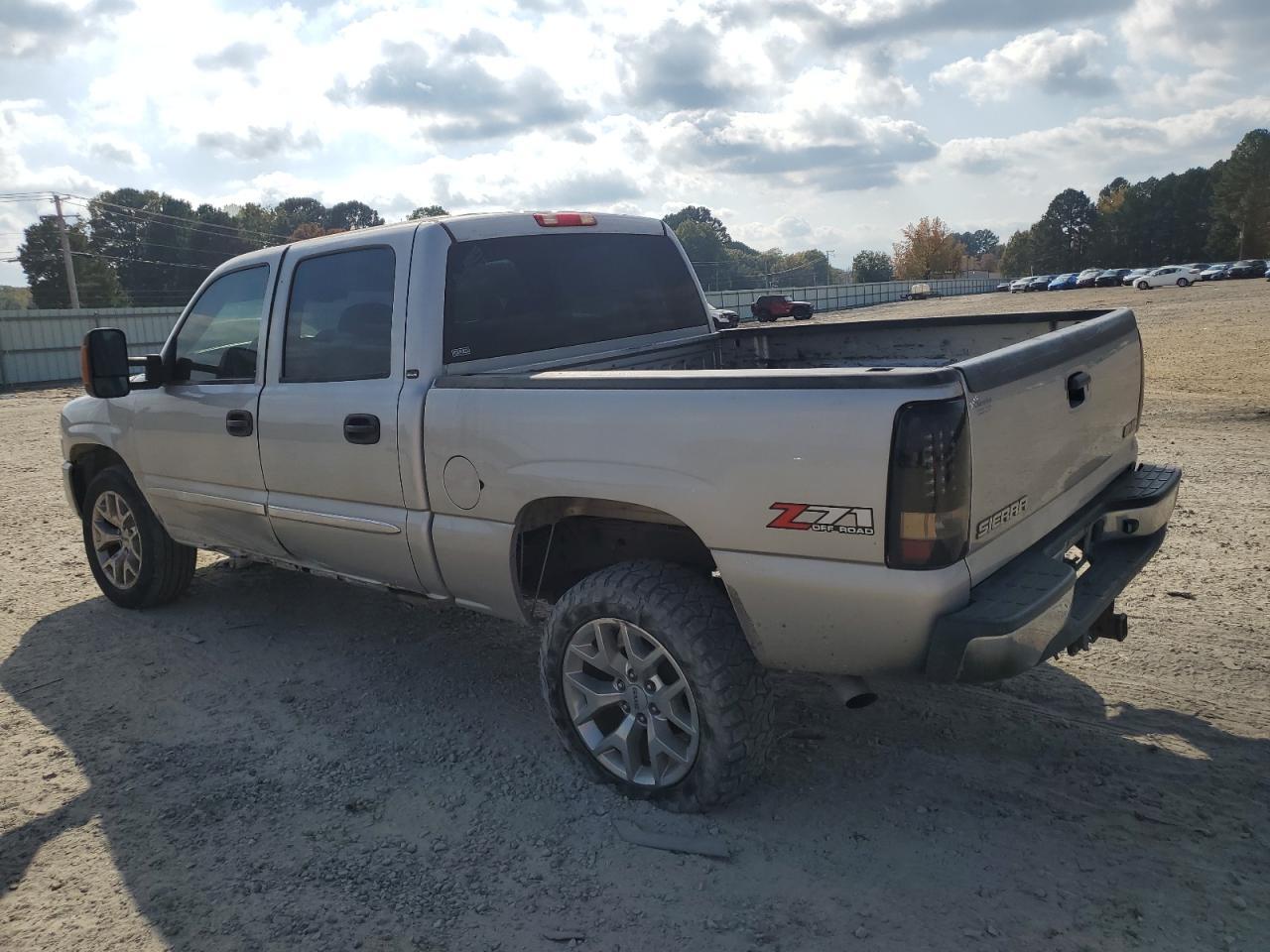 2005 GMC SIERRA 1500