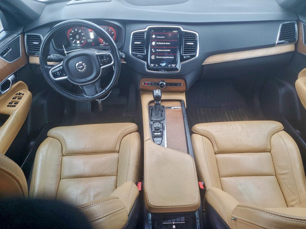 2018 VOLVO XC90