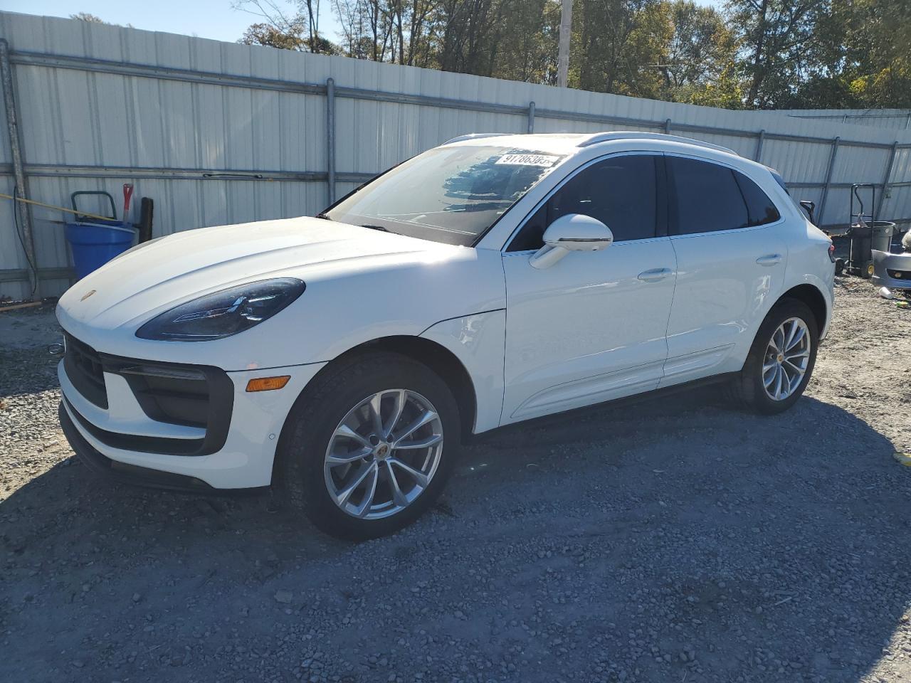 2024 PORSCHE Macan