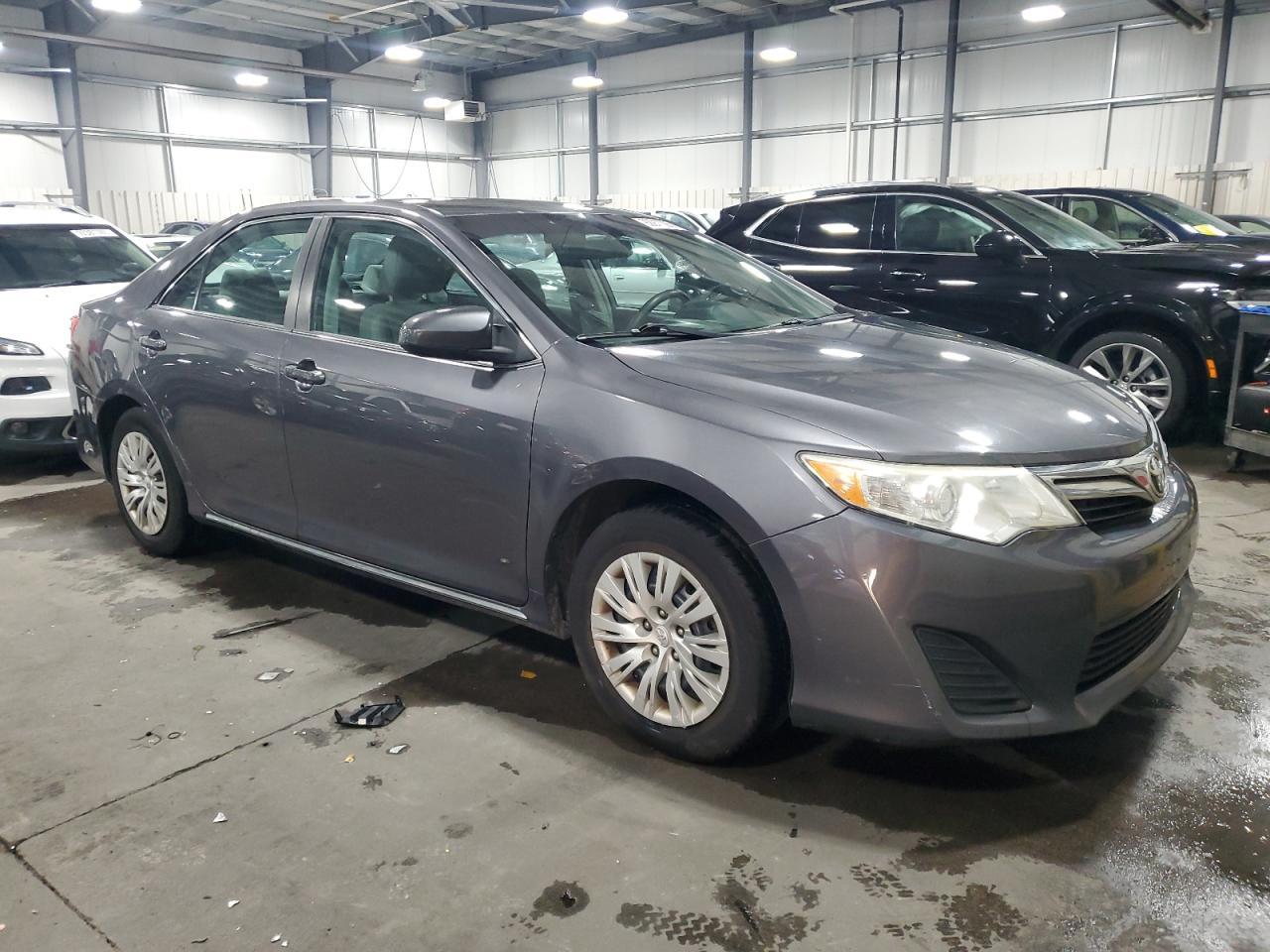 2014 TOYOTA CAMRY