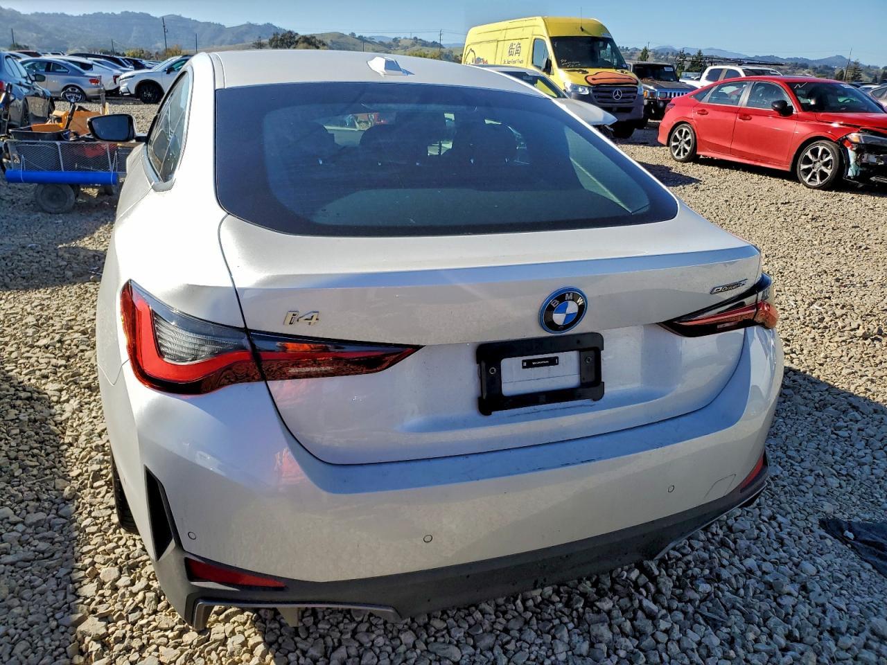 2024 BMW i4