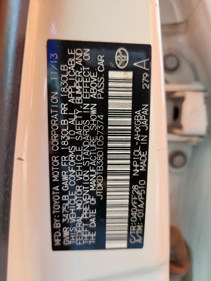 2013 TOYOTA Prius c