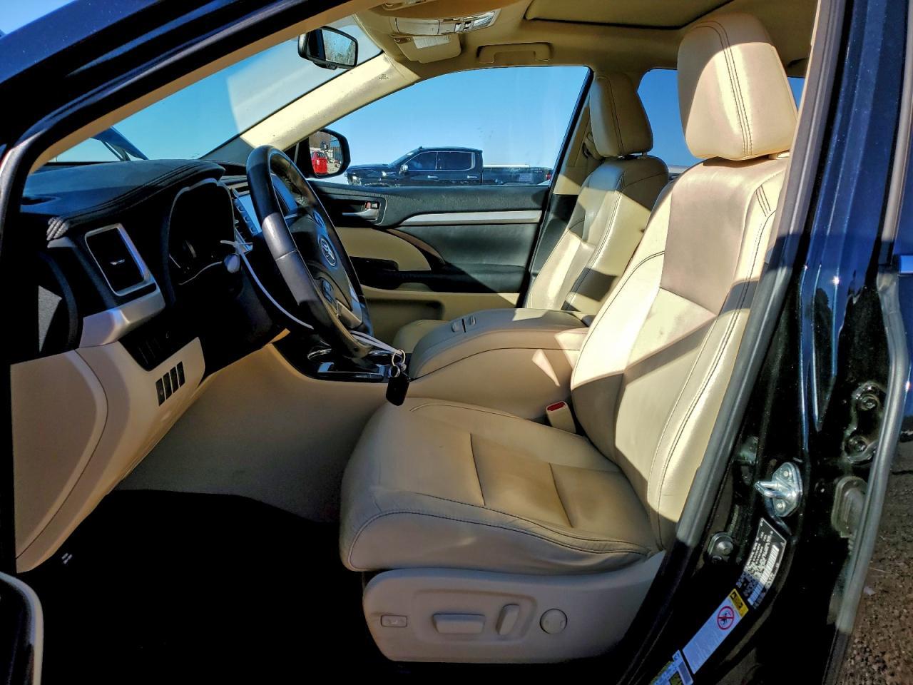 2014 TOYOTA HIGHLANDER