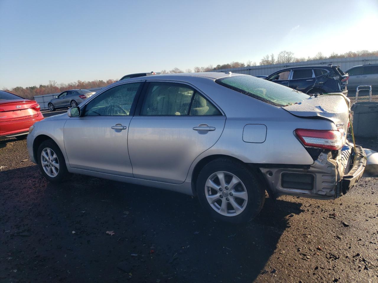 2011 TOYOTA CAMRY
