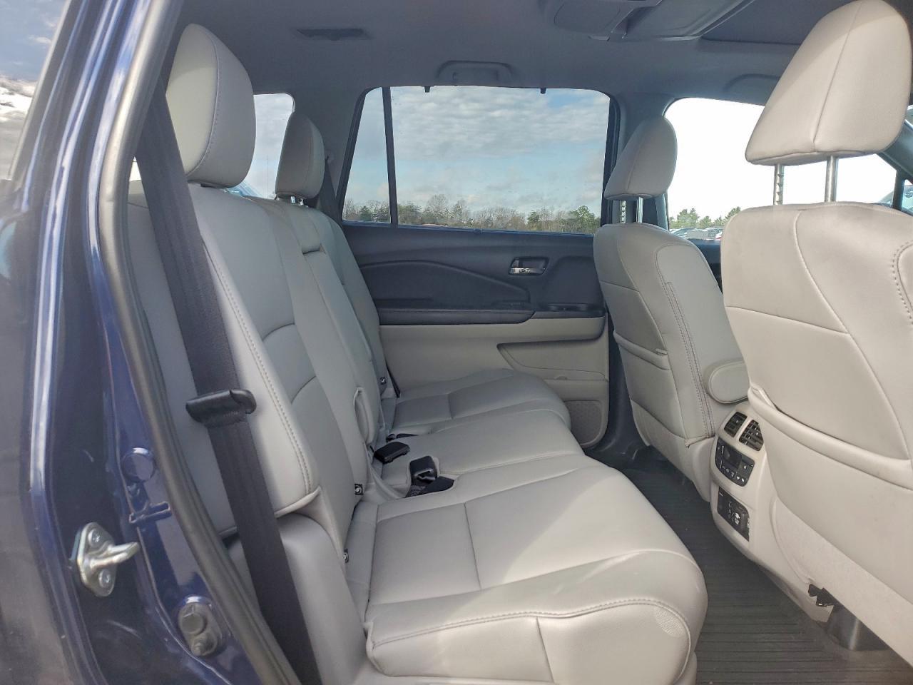 2019 HONDA PILOT
