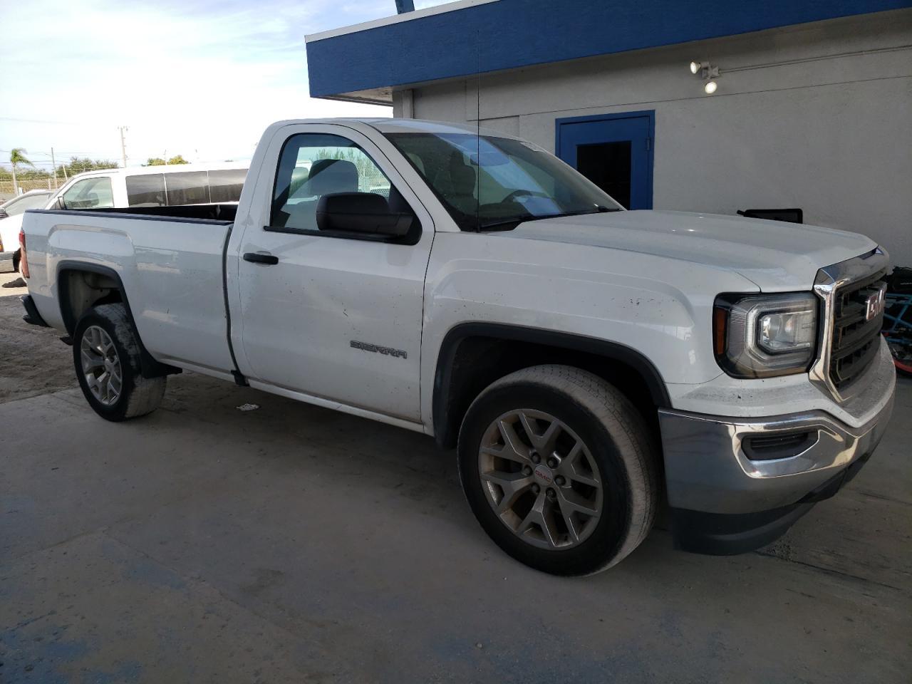 2018 GMC Sierra