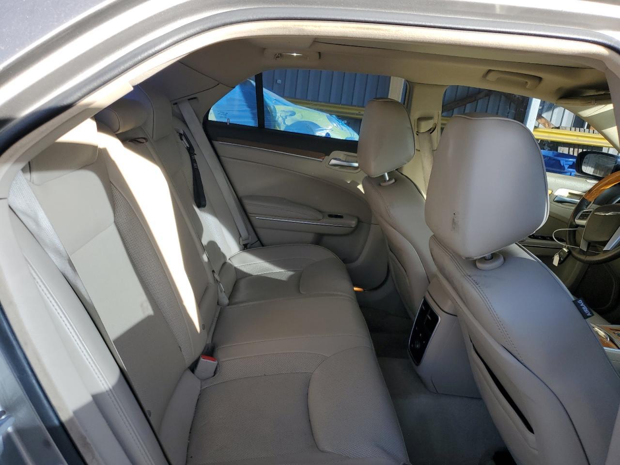 2014 CHRYSLER 300
