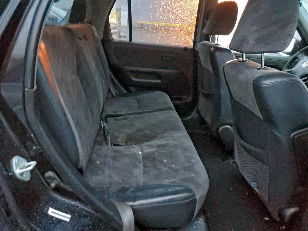 2004 HONDA CR-V