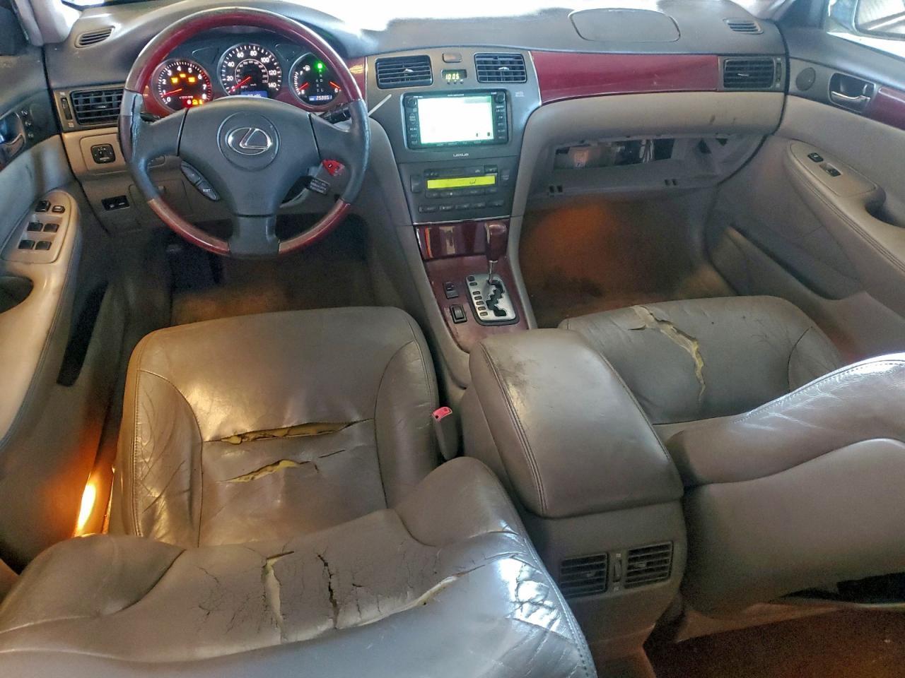 2004 LEXUS ES 330