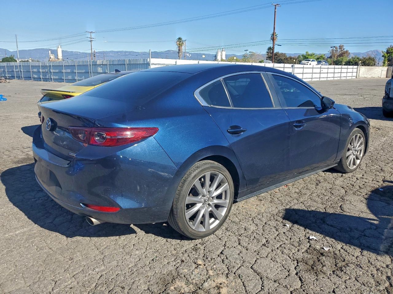 2020 MAZDA 3