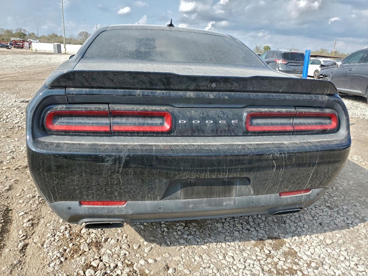 2015 DODGE Challenger