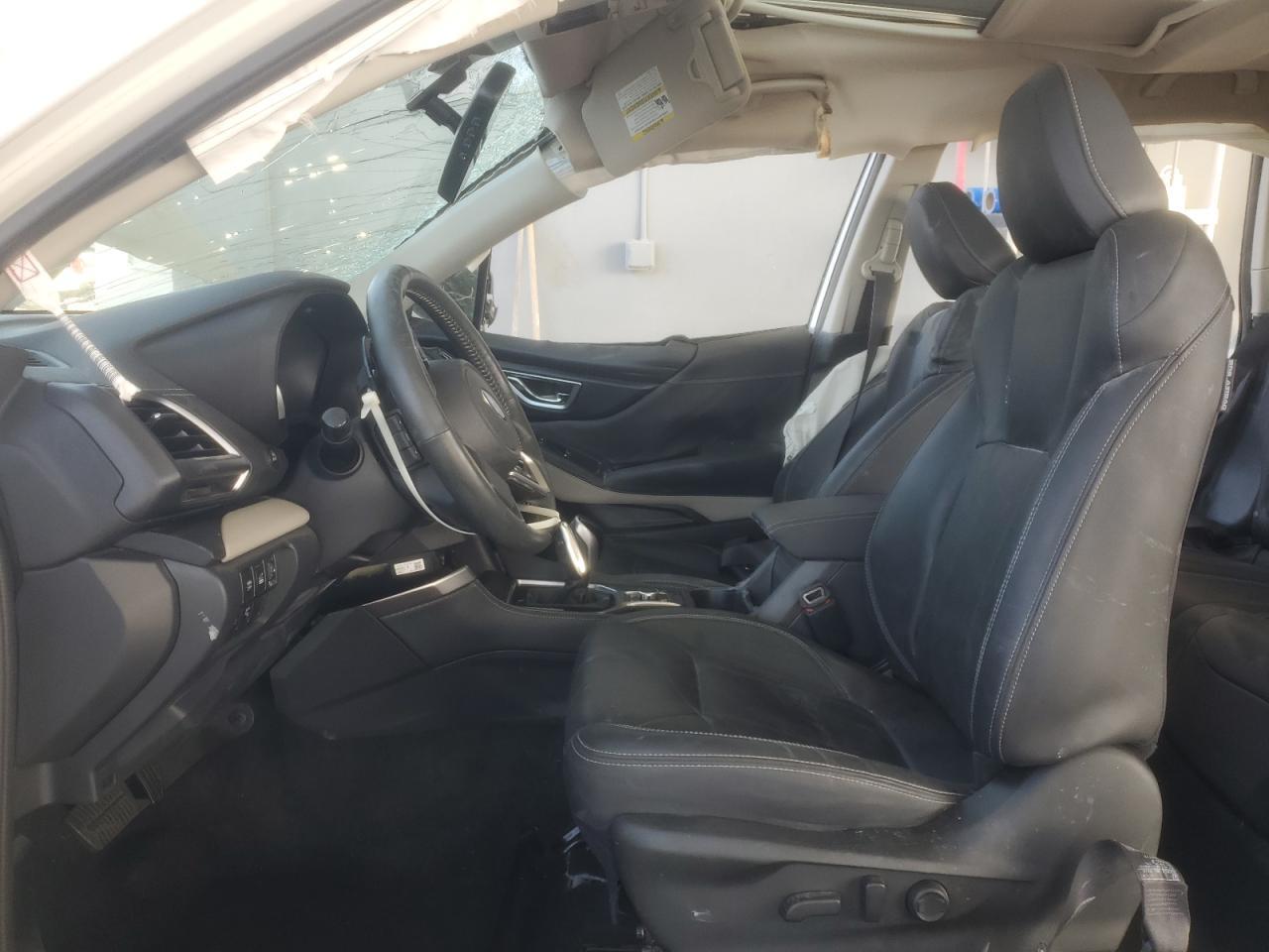 2022 SUBARU FORESTER