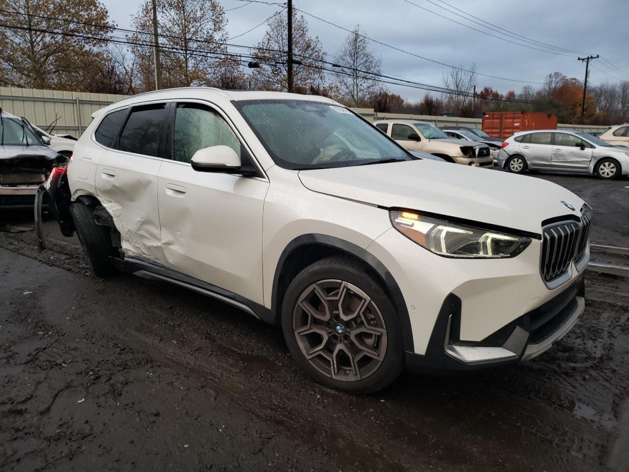 2025 BMW X1