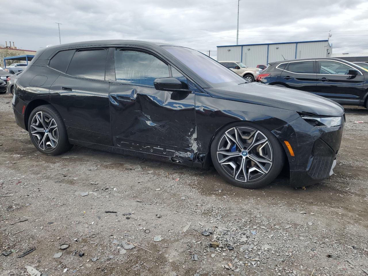 2024 BMW iX