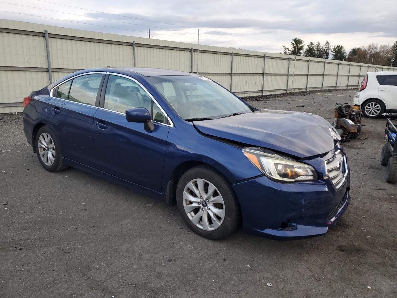 2017 SUBARU Legacy