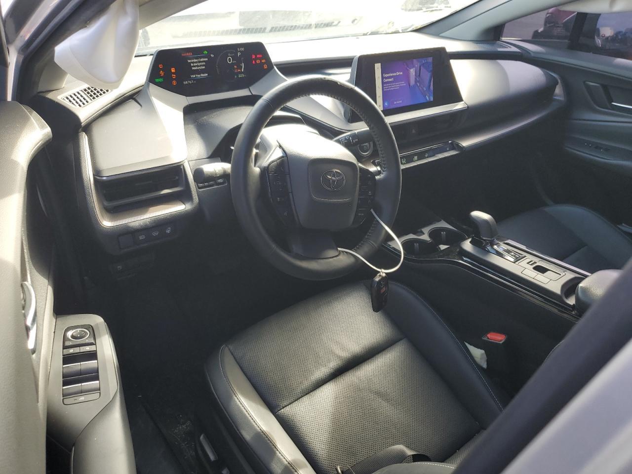 2024 TOYOTA PRIUS