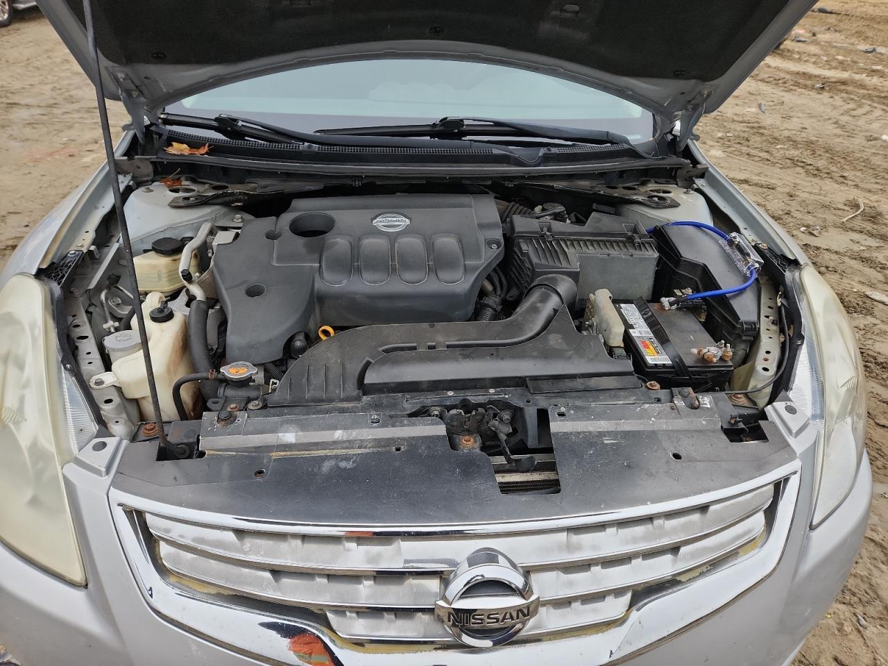 2010 NISSAN ALTIMA