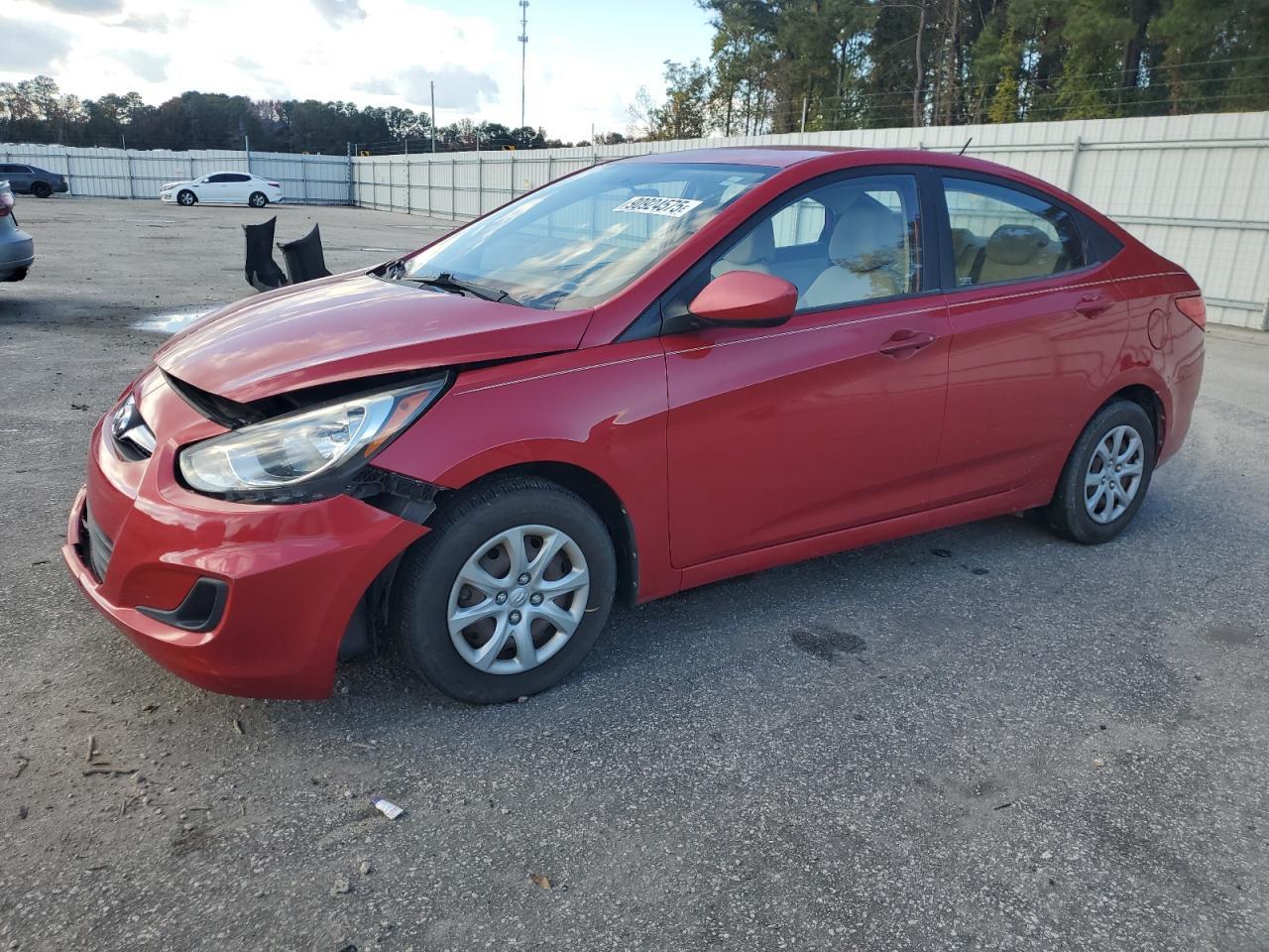 2012 HYUNDAI ACCENT