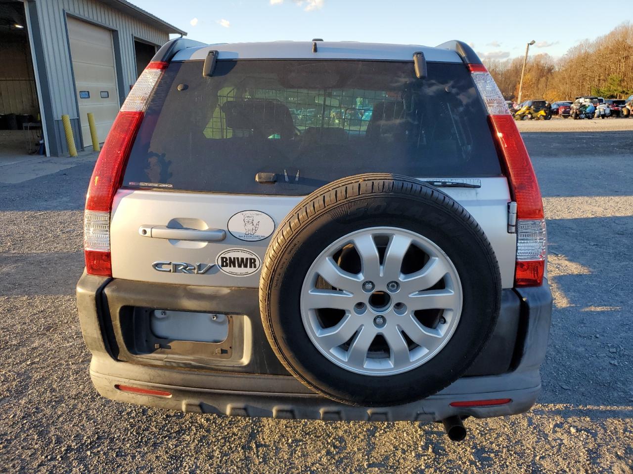 2005 HONDA CR-V