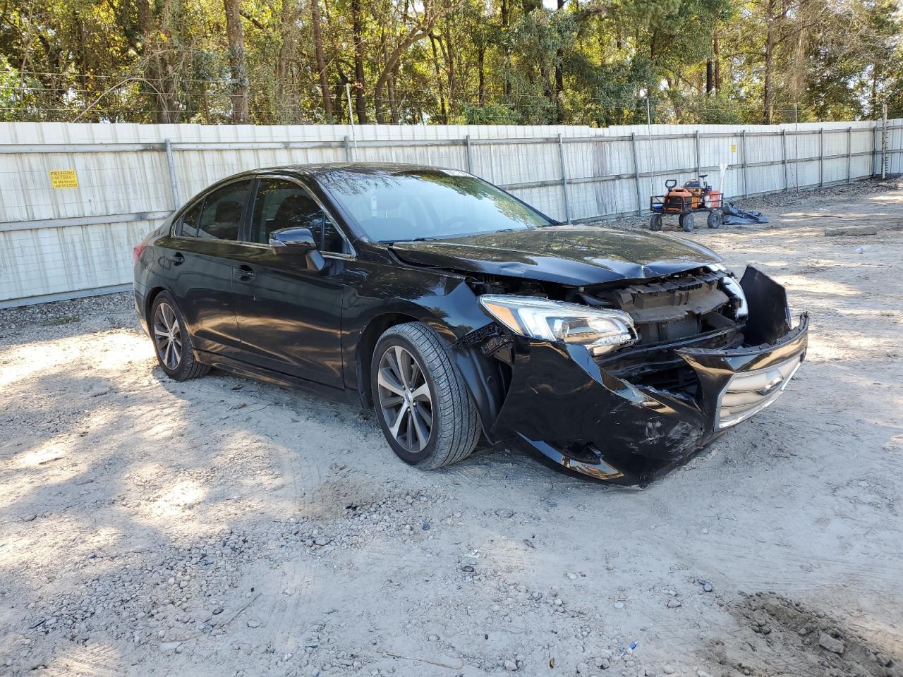 2017 SUBARU Legacy