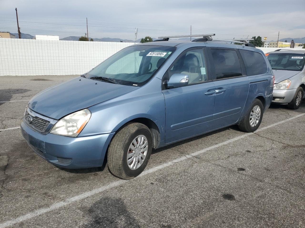 2012 KIA SEDONA