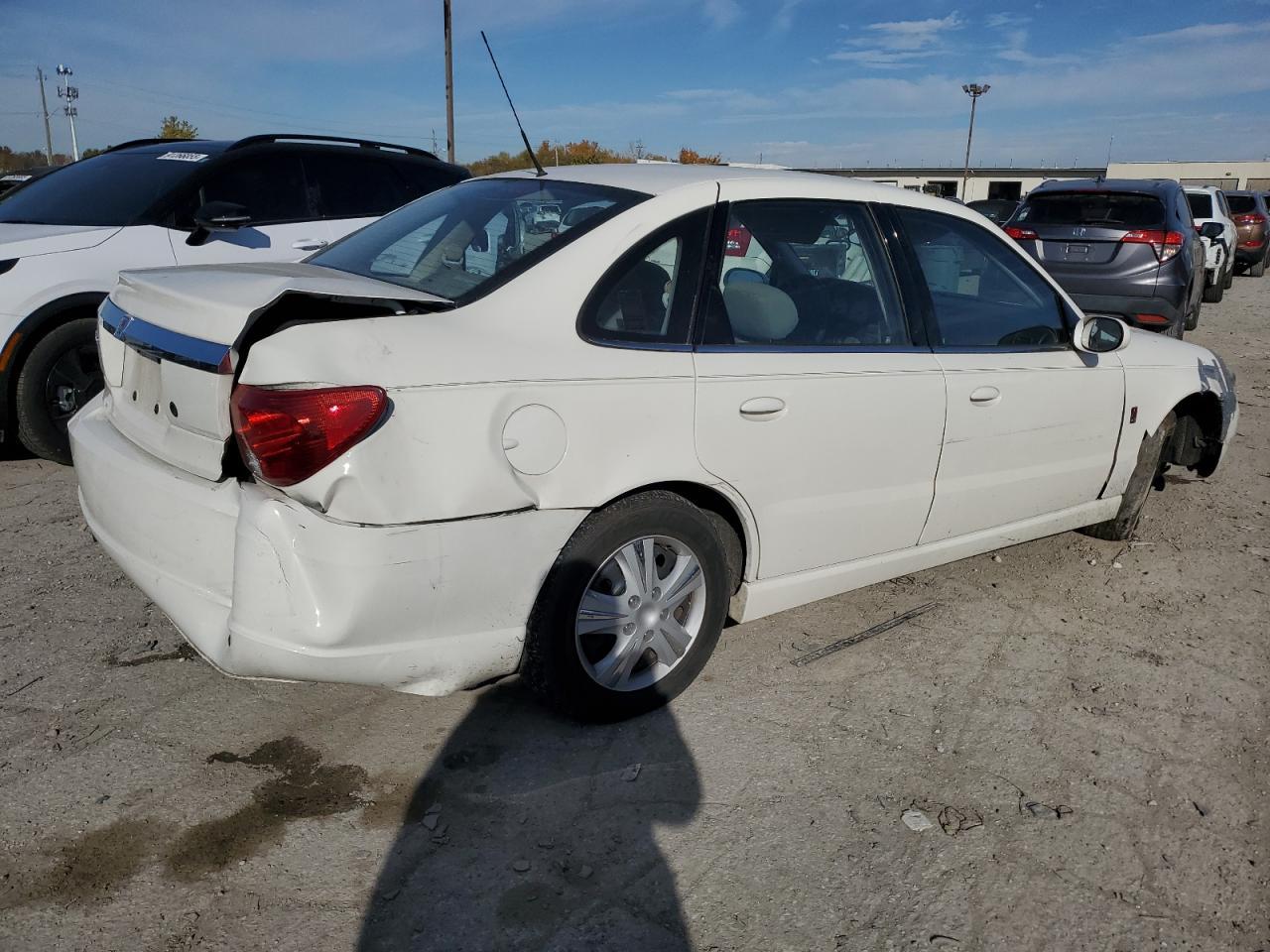 2003 SATURN L200