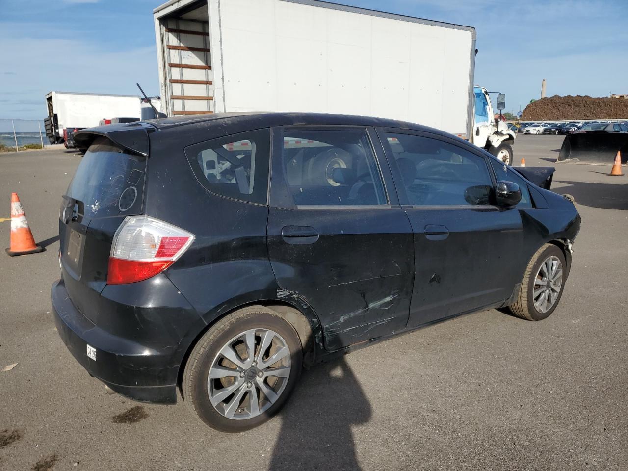 2012 HONDA FIT
