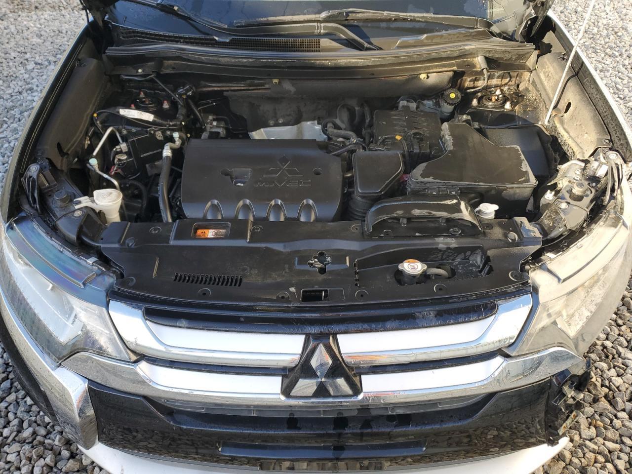 2017 MITSUBISHI outlander
