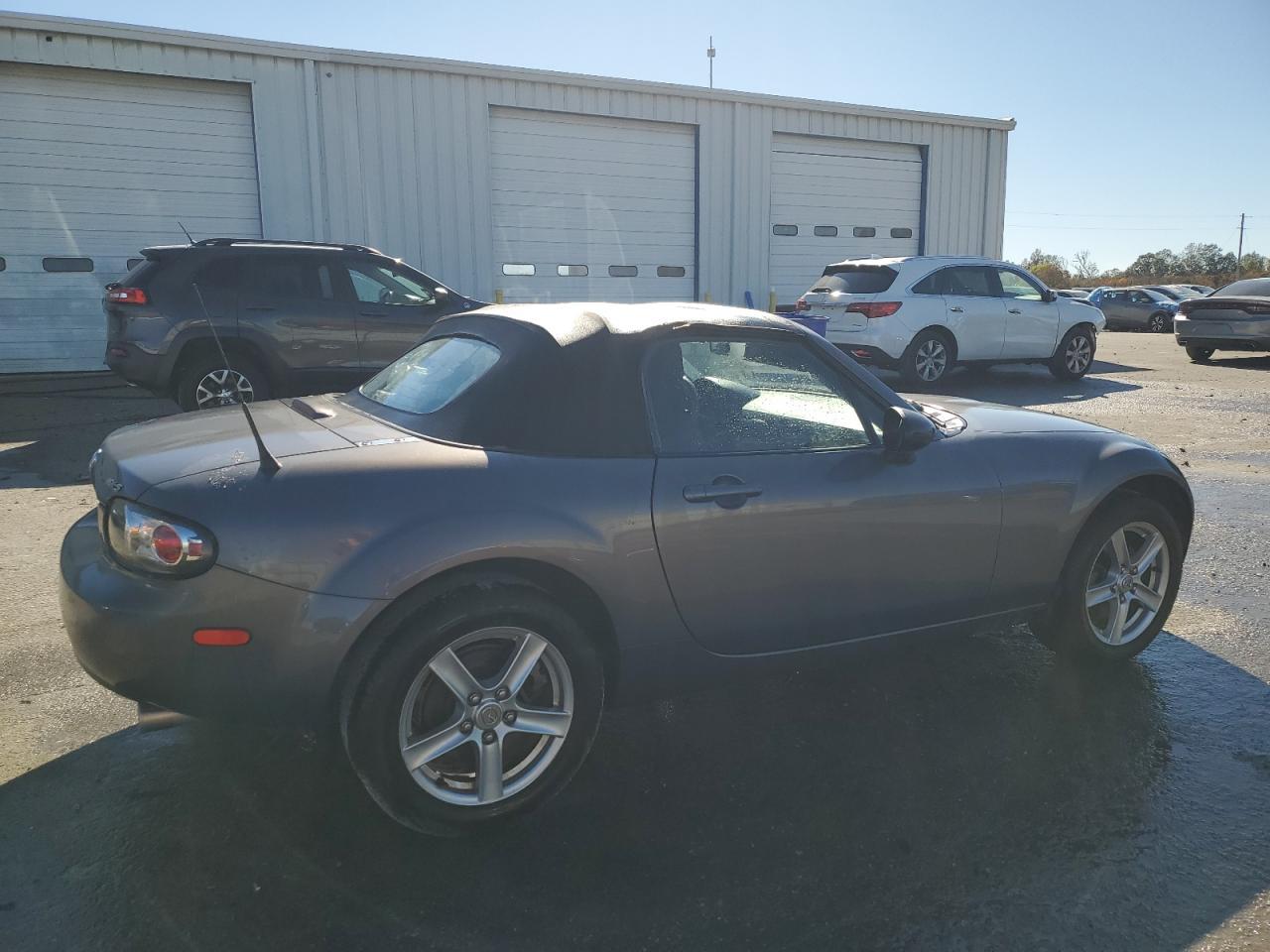 2006 MAZDA MX-5 Miata