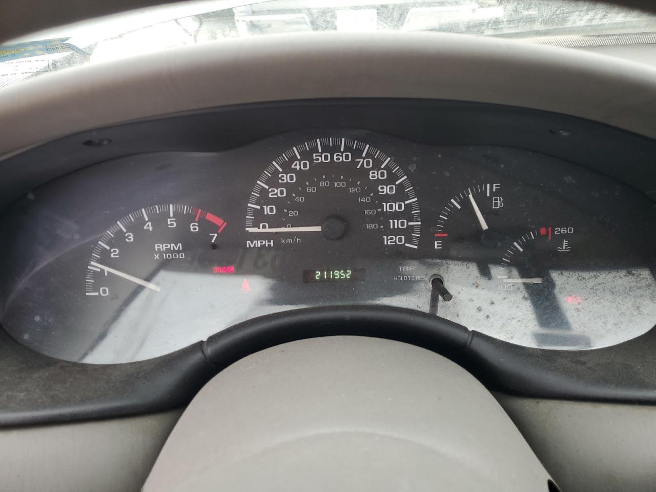 2004 CHEVROLET Classic