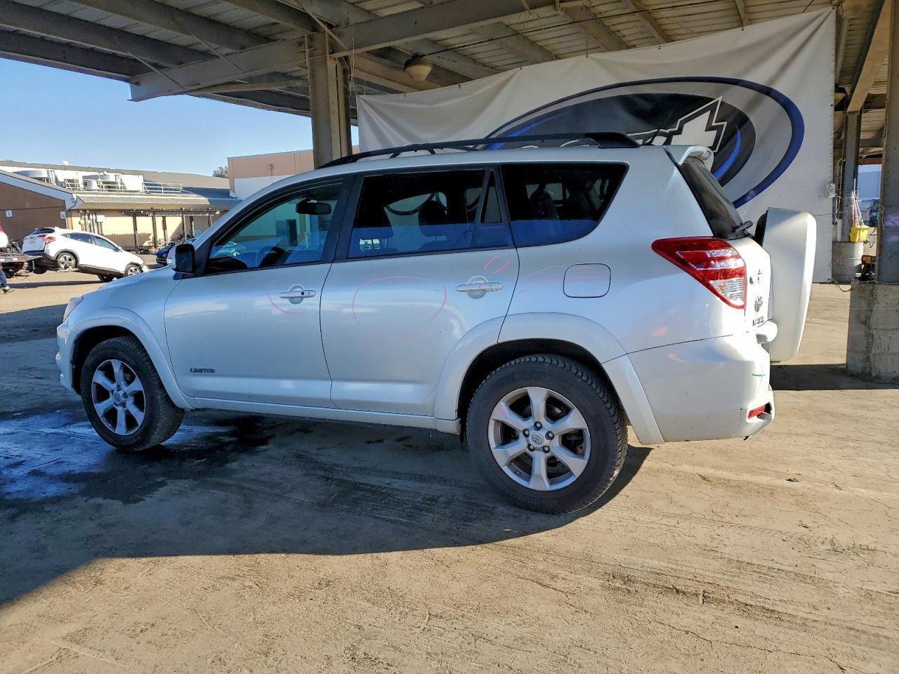 2012 TOYOTA RAV4