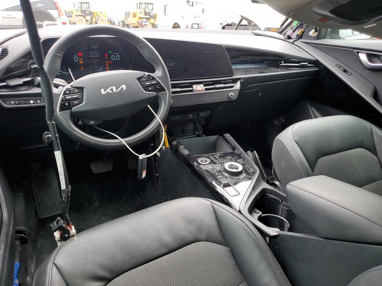 2023 KIA Niro