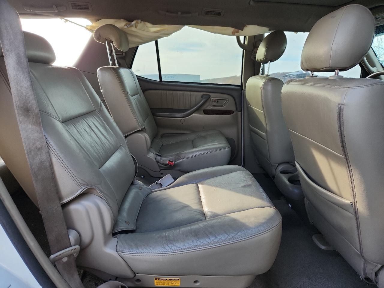 2006 TOYOTA Sequoia