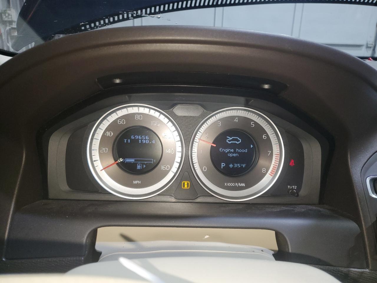 2013 VOLVO XC60
