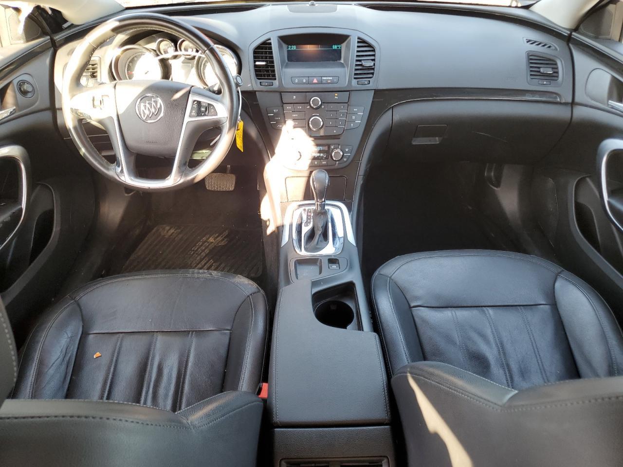 2011 BUICK Regal
