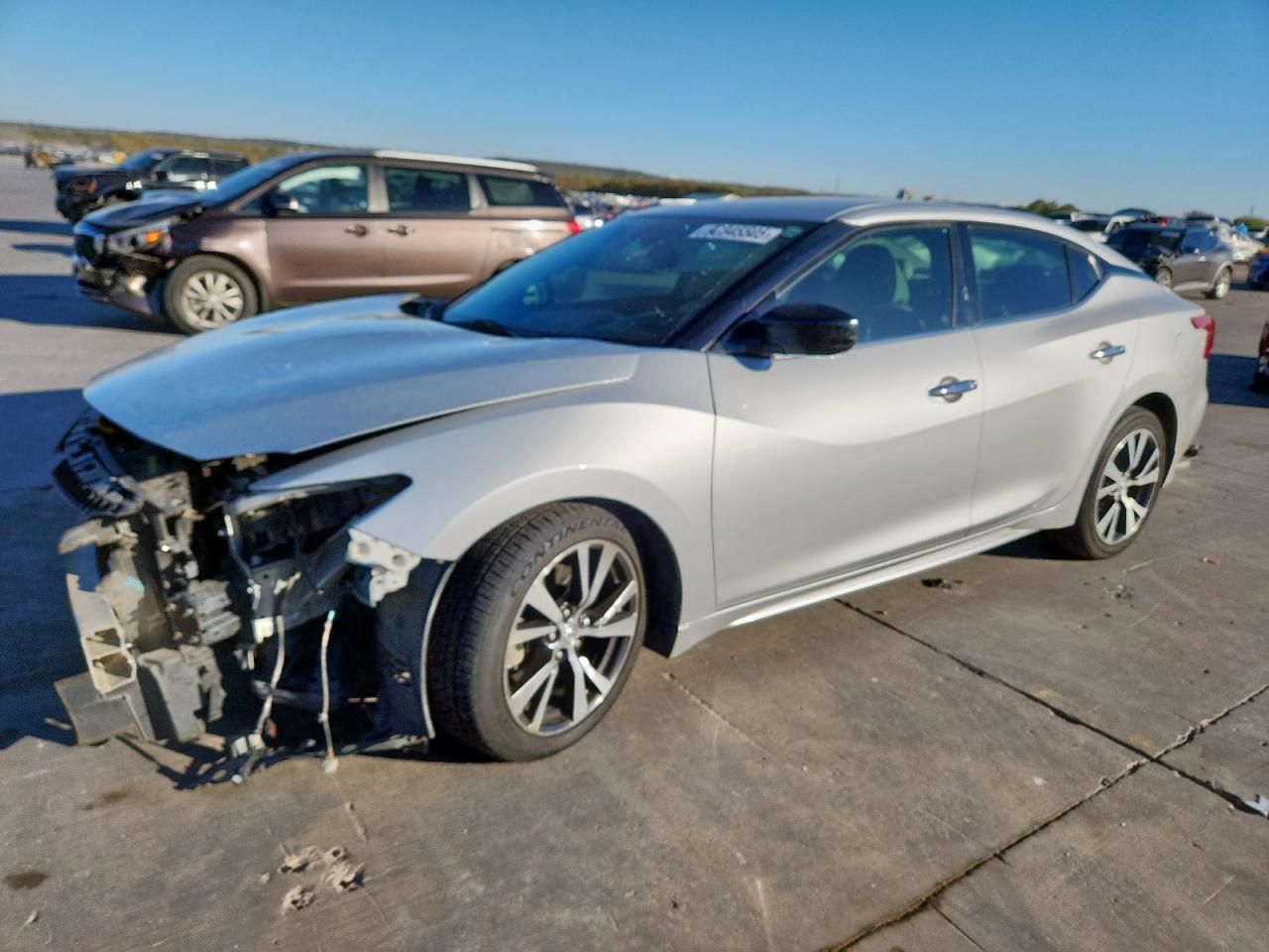 2016 NISSAN Maxima