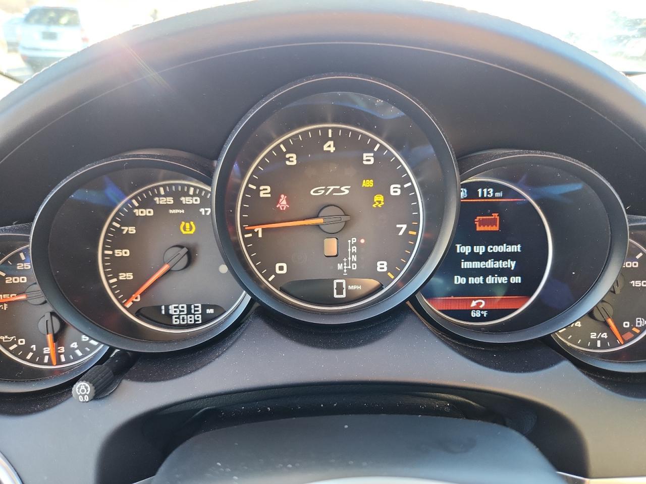 2017 PORSCHE CAYENNE