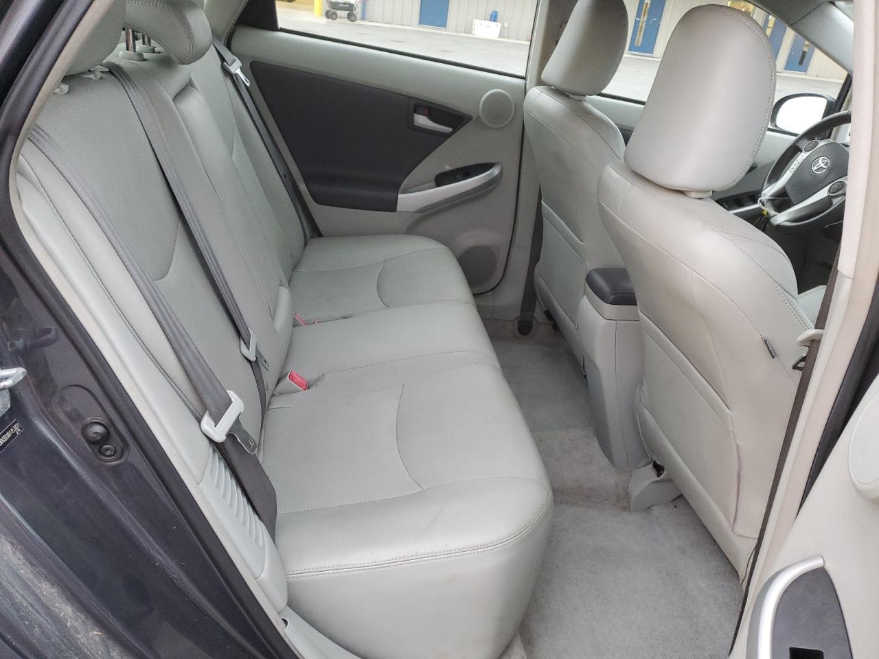 2011 TOYOTA PRIUS
