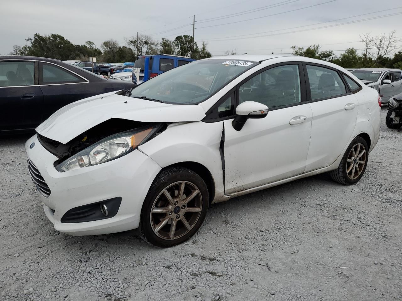 2016 FORD Fiesta