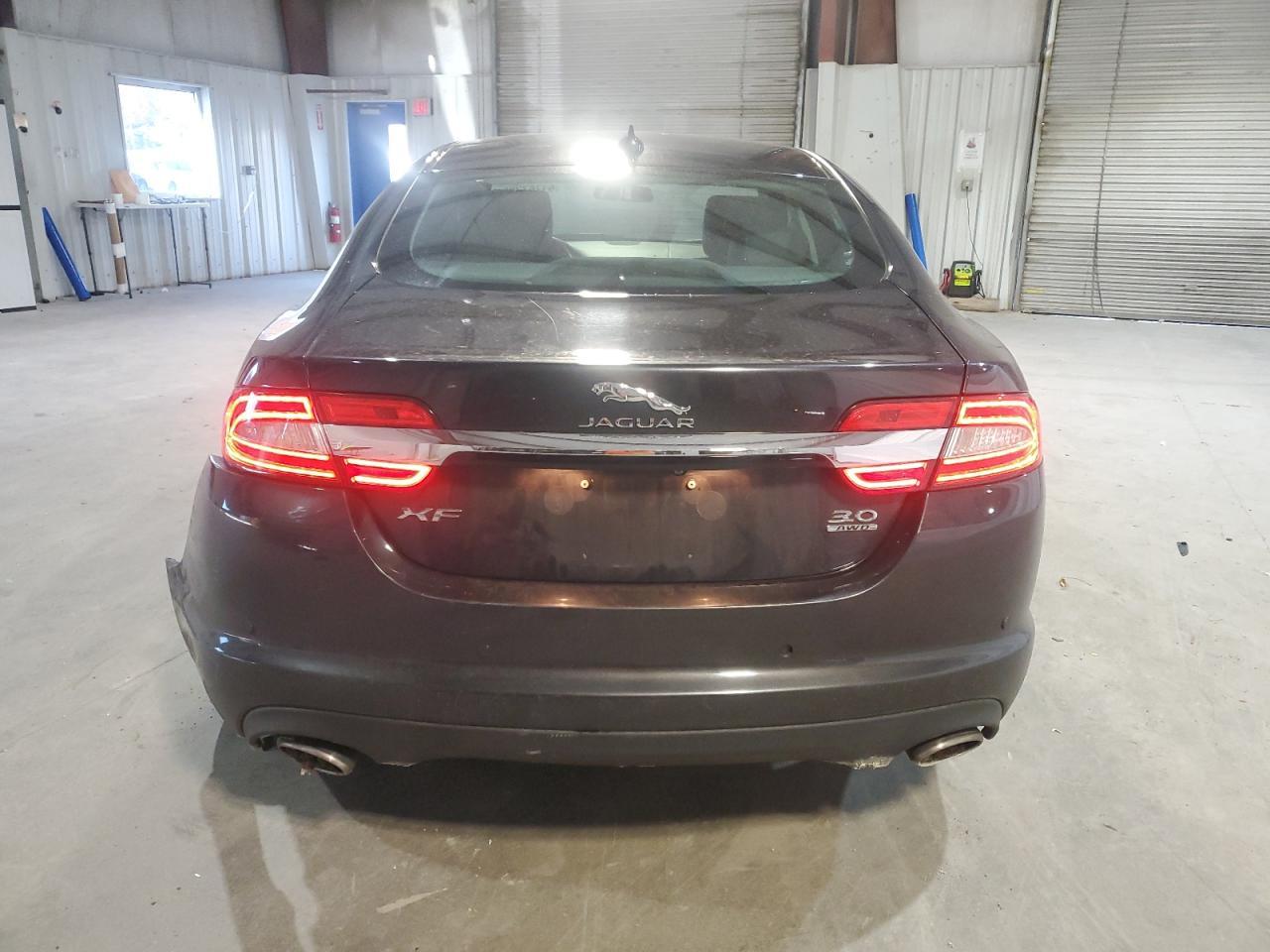 2014 JAGUAR XF