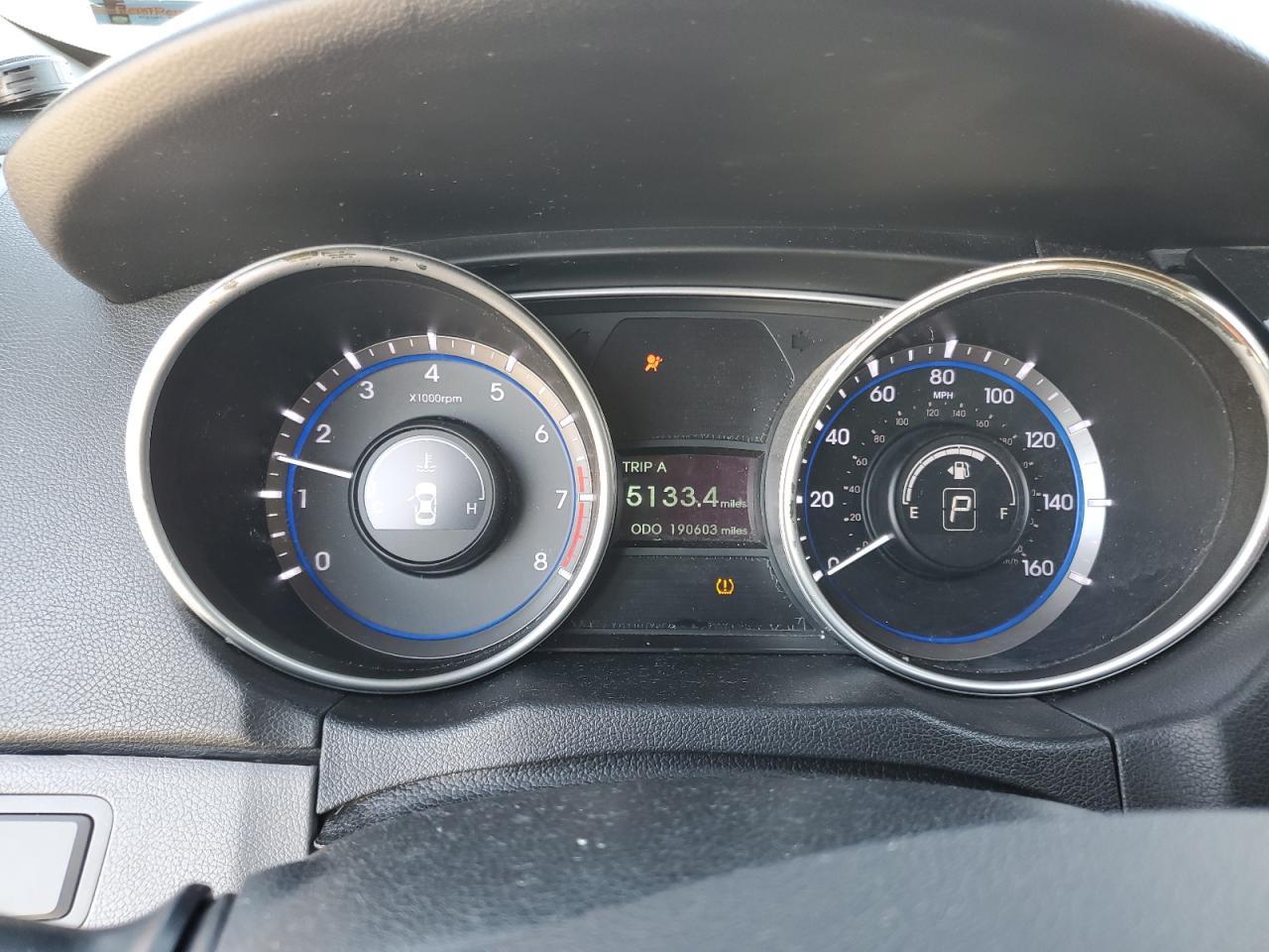 2012 HYUNDAI SONATA