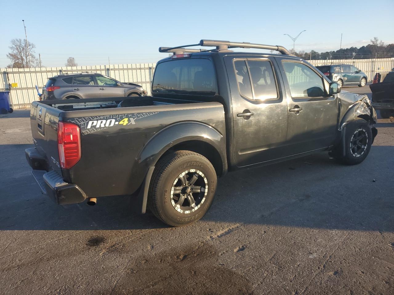 2011 NISSAN Frontier