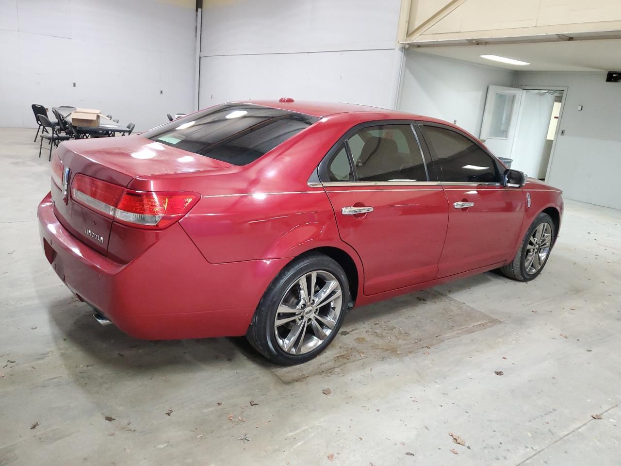 2012 LINCOLN MKZ