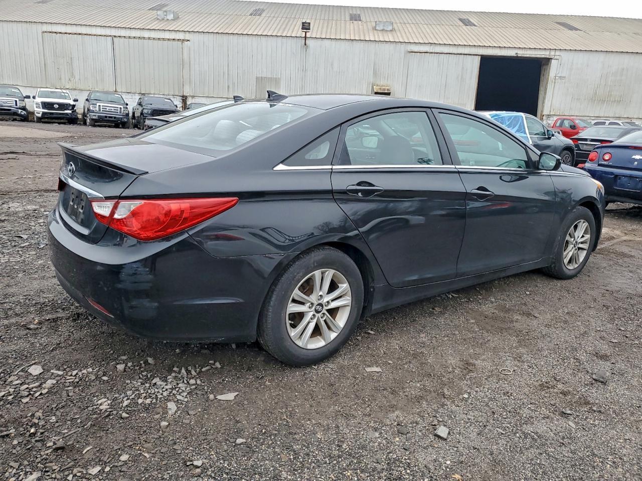 2013 HYUNDAI SONATA