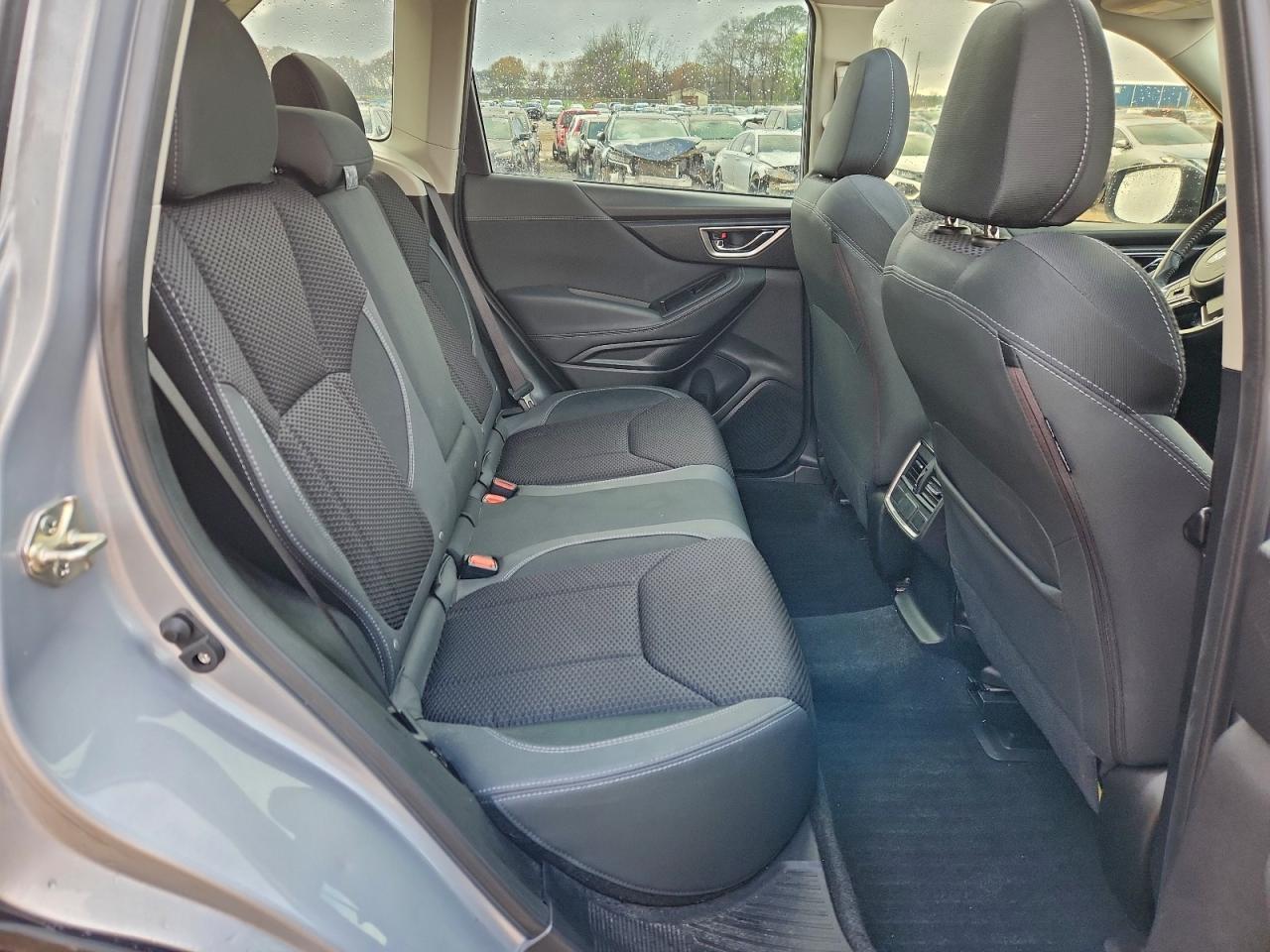 2021 SUBARU FORESTER