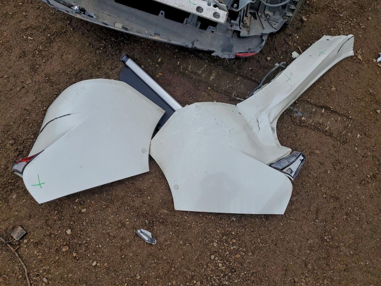 2019 TOYOTA PRIUS