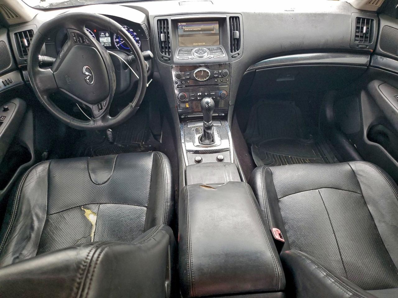 2011 INFINITI G37