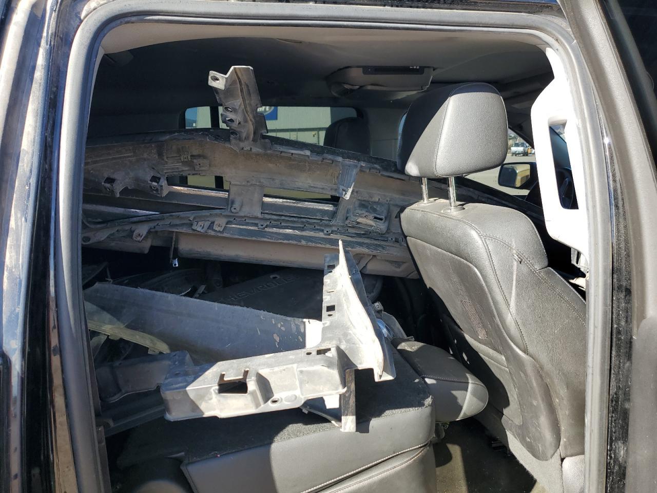 2015 CHEVROLET Suburban