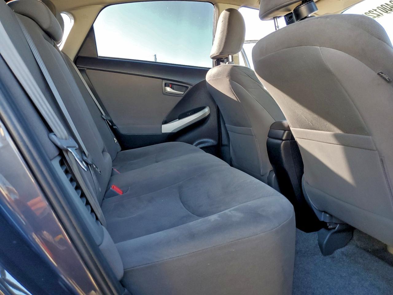 2013 TOYOTA PRIUS